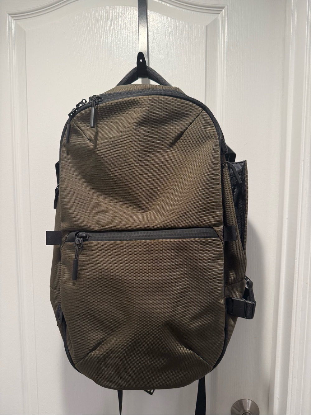AER Travel Pack 3 - Olive Green 35L